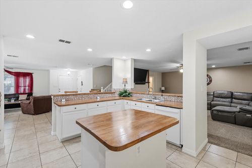 2004 Cassidy Ln, Corinth, TX, 76210-6443 | Card Image