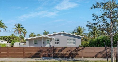 10241 Dominican Dr, Cutler Bay, FL, 33189-1627 | Card Image