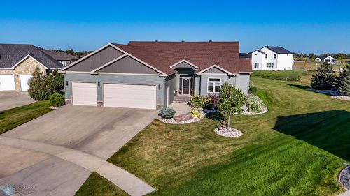 813 Birdie Court, Mapleton, ND, 58059 | Card Image