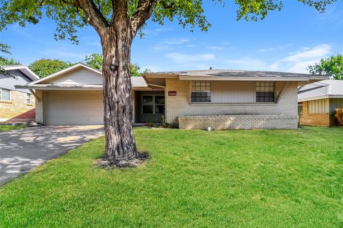 2205 Marvel Dr, Irving, TX, 75060-5027 | Card Image