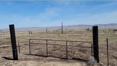 11250 Soda Lake Rd, Santa Margarita, CA, 93453 | Card Image