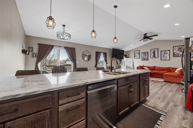 5116 Ruhd St, House other with 3 bedrooms, 2 bathrooms and null parking in Cedar Rapids IA | Image 9