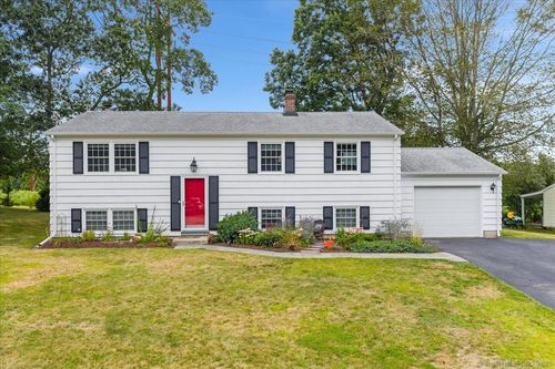 13 Skyline Dr, Uncasville, CT, 06382-1503 | Card Image
