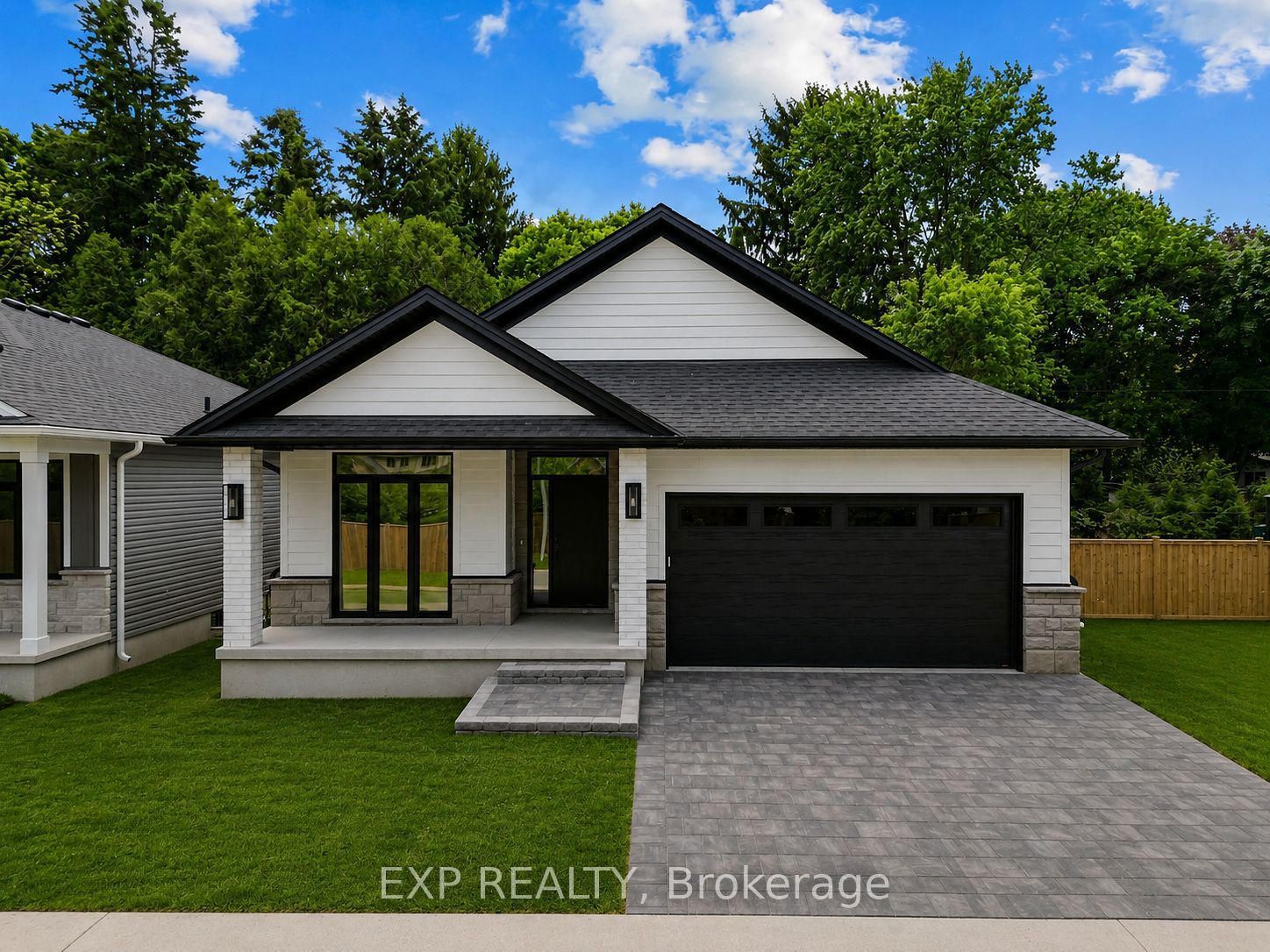 Residential in Strathroy-Caradoc 2