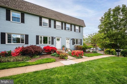 1705 N Cliff St, Alexandria, VA, 22301-1940 | Card Image