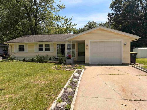 3234 Varsity Ln, Fort Wayne, IN, 46805-1646 | Card Image