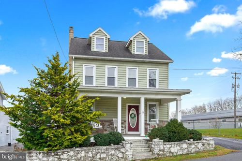 11 Conestoga Avenue, EPHRATA, PA, 17522 | Card Image