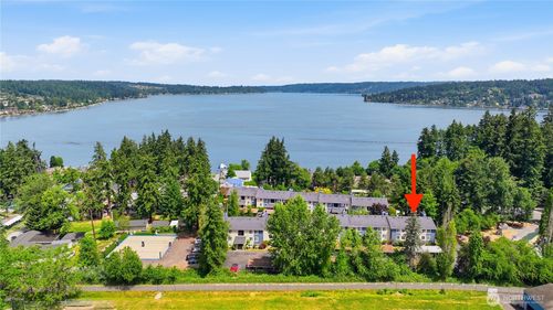 b309-4189 W Lake Sammamish Pkwy Se, Bellevue, WA, 98008-5970 | Card Image