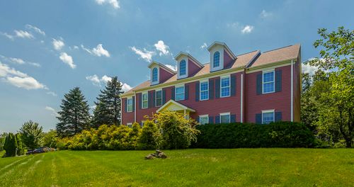 174 N 600 W, Valparaiso, IN, 46385-9233 | Card Image