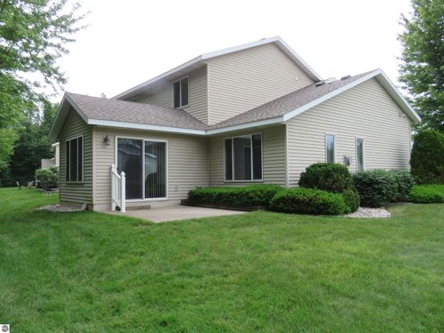 24-236 Greenview Cir, Cadillac, MI, 49601 | Card Image