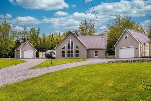 660 St Andrews River Rd, Shubenacadie East, NS, B0N2H0 | Card Image
