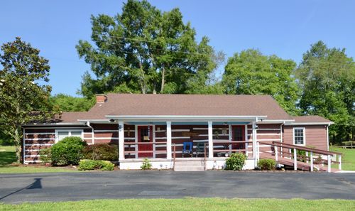 1355 Westfield Rd, Dickson, TN, 37055-5820 | Card Image
