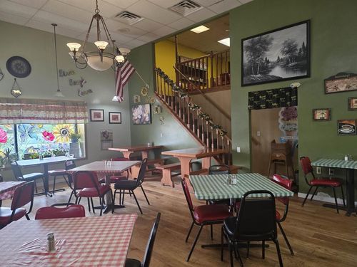 638 Main St, Montello, WI, 53949-9719 | Card Image