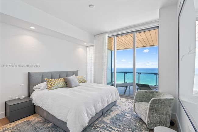 APT-1602 - 5775 Collins Ave, Condo with 2 bedrooms, 3 bathrooms and null parking in Miami Beach FL | Image 62