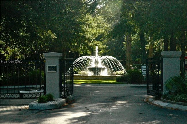 APT-1521 - 4 Indigo Run Dr, Condo with 3 bedrooms, 2 bathrooms and null parking in Hilton Head Island SC | Image 29