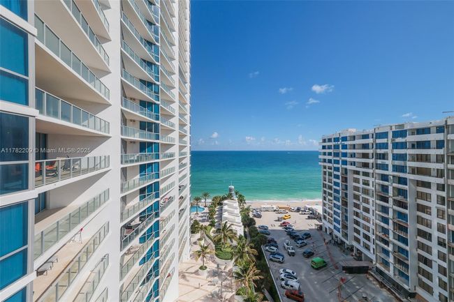 APT-1202 - 3101 S Ocean Dr, Condo with 3 bedrooms, 3 bathrooms and null parking in Hollywood FL | Image 17