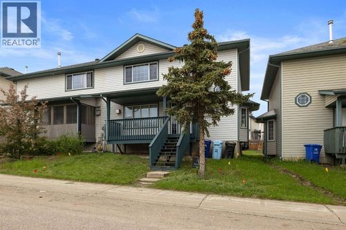 116 Sirius Ave, Fort Mcmurray, AB, T9H5E1 | Card Image