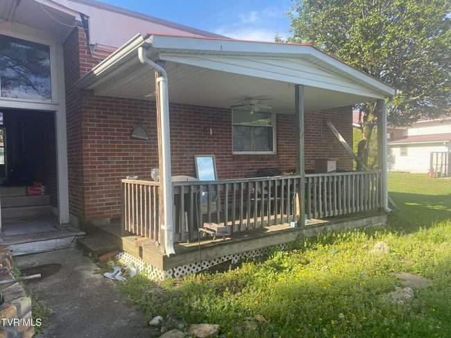 6192 Hurricane Rd, House other with 3 bedrooms, 2 bathrooms and null parking in Wise VA | Image 37