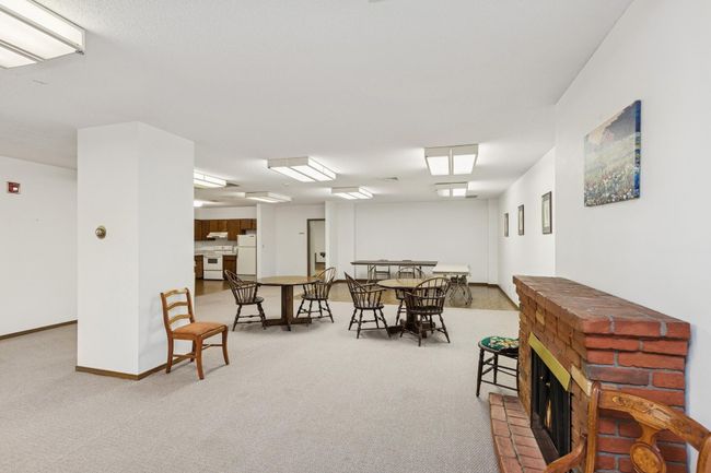 Building party room | Image 20