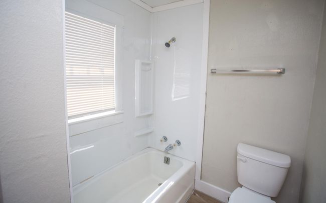 415 W Panhandle Street, House other with 3 bedrooms, 2 bathrooms and null parking in Slaton TX | Image 11