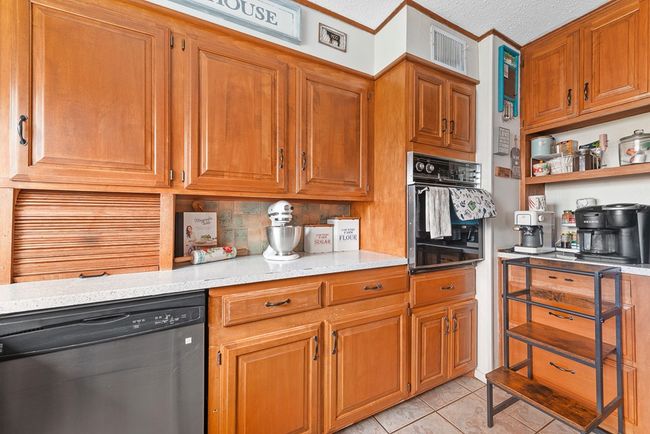 5612 E Midway Rd, House other with 3 bedrooms, 2 bathrooms and 4 parking in Big Spring TX | Image 25