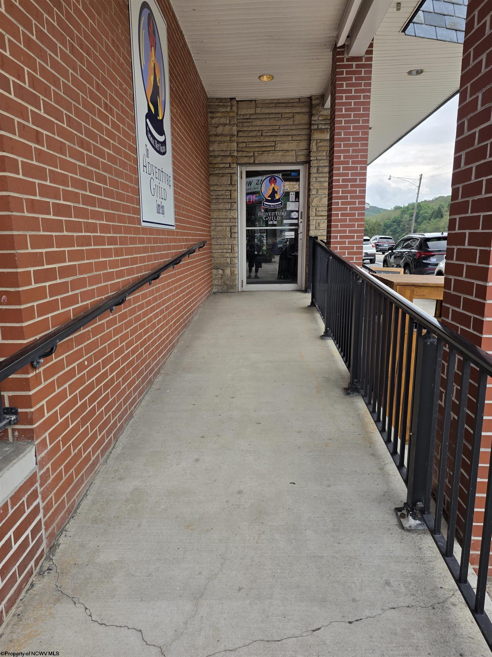 Commercial Sale in Thomas 5