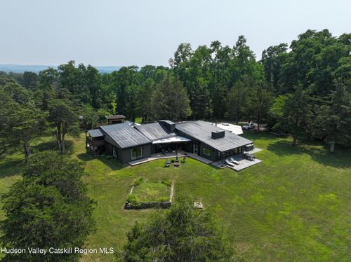 16 Spring Rd, Hudson, NY, 12534-4458 | Card Image