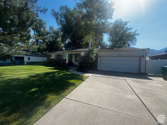 Moor Mont Dr, Salt Lake City, UT 84117