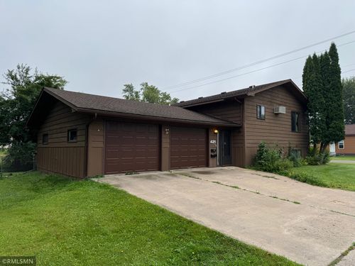 421 5th St Nw, Aitkin, MN, 56431-1205 | Card Image
