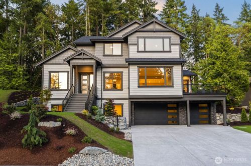 13625 53rd Ave Nw, Gig Harbor, WA, 98332-7845 | Card Image