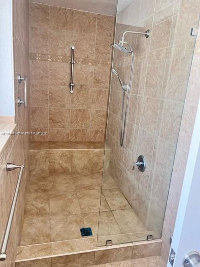 APT-511 - 958 Mockingbird Ln, Condo with 3 bedrooms, 3 bathrooms and null parking in Plantation FL | Image 15