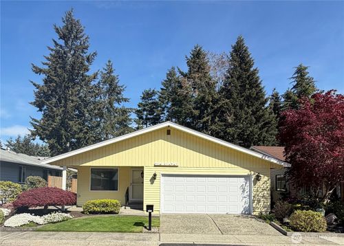 24806 10th Avenue S, Des Moines, WA, 98198 | Card Image