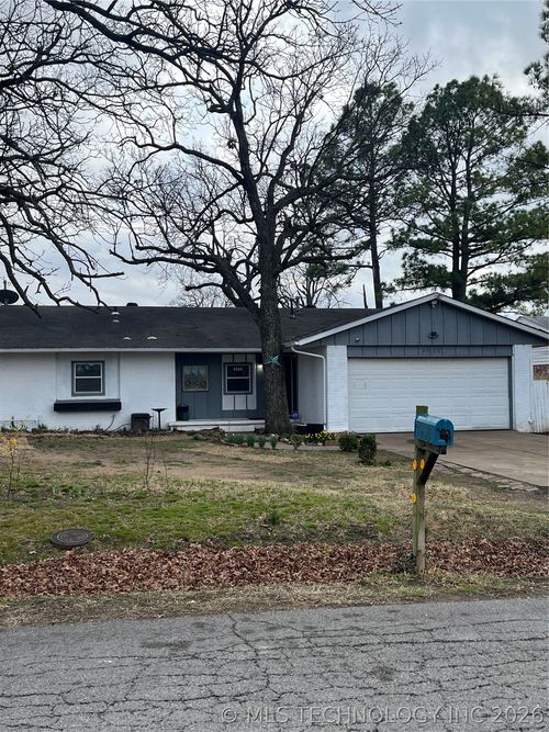 4566 W 64th St, Tulsa, OK, 74132-1122 | Card Image