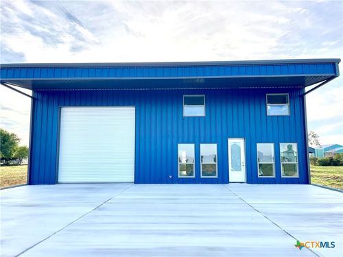 29 Carrie St, Port O Connor, TX, 77982-2114 | Card Image