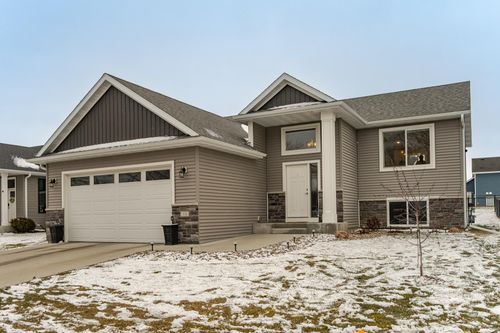 310 Sunnydale Ln Se, Rochester, MN, 55904-4972 | Card Image