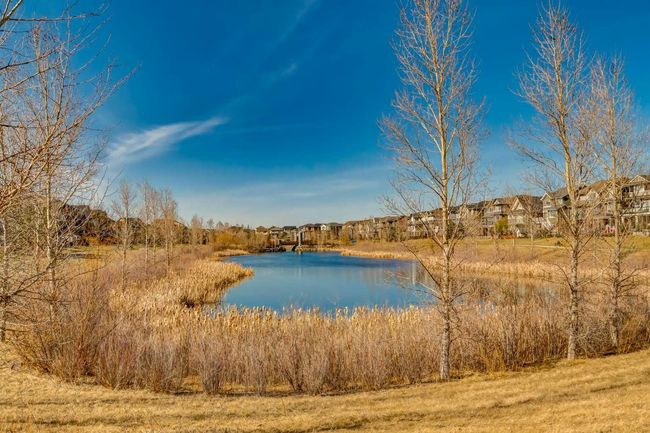 251 Kingsbridge Rd Se, Home with 2 bedrooms, 3 bathrooms and 2 parking in Airdrie AB | Image 41