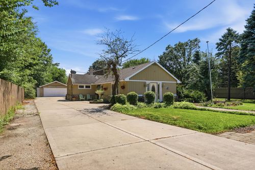 19709 Schweitzer Rd, Joliet, IL, 60436-8521 | Card Image