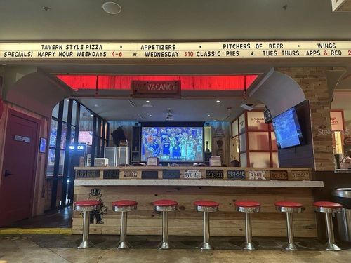 63 E Pine St, ORLANDO, FL, 32801-2617 | Card Image