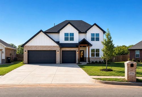 17733 Walnut Creek Road, Edmond, OK, 73012 | Card Image