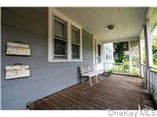 1-25 Hillside Ave, Rockville Centre, NY, 11570-4103 | Card Image