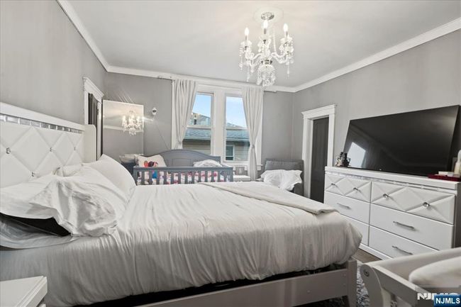 218 8 Th St, Home with 6 bedrooms, 3 bathrooms and null parking in Fairview NJ | Image 23