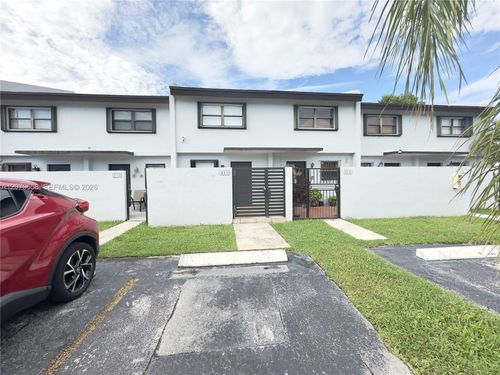 211-8010 Sw 152nd Ave, Miami, FL, 33193-1383 | Card Image