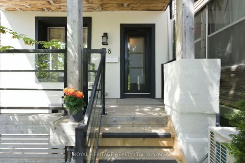 268 Hiawatha Rd, Toronto, ON, M4L2Y4 | Card Image