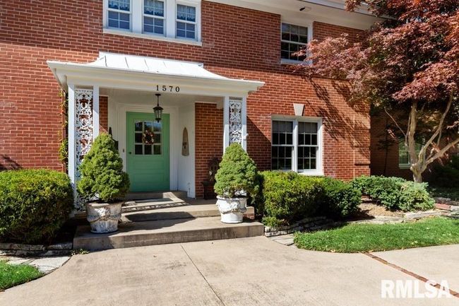 1570 N Academy St, House other with 5 bedrooms, 4 bathrooms and null parking in Galesburg IL | Image 14