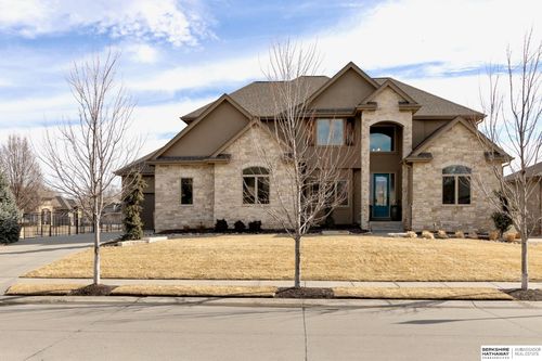 1425 N 191st Ave, Elkhorn, NE, 68022-2920 | Card Image