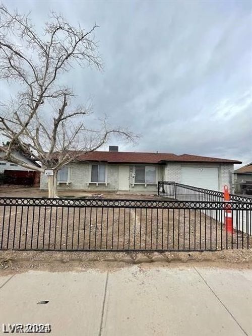 915 N Major Ave, Henderson, NV, 89015-5734 | Card Image