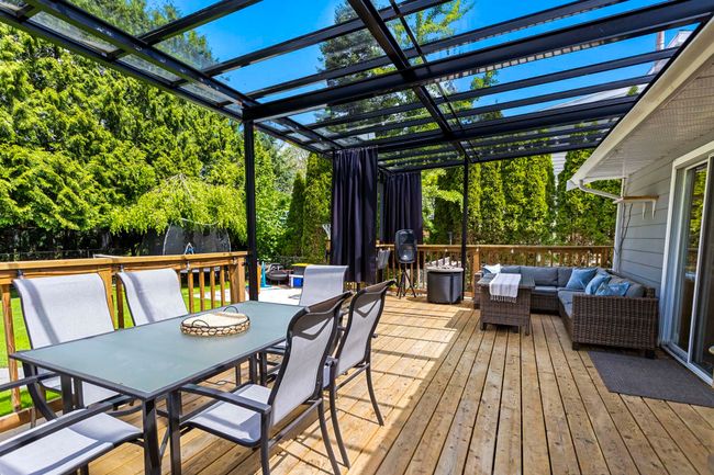 20147 Hampton St, House other with 3 bedrooms, 2 bathrooms and 5 parking in Maple Ridge BC | Image 19