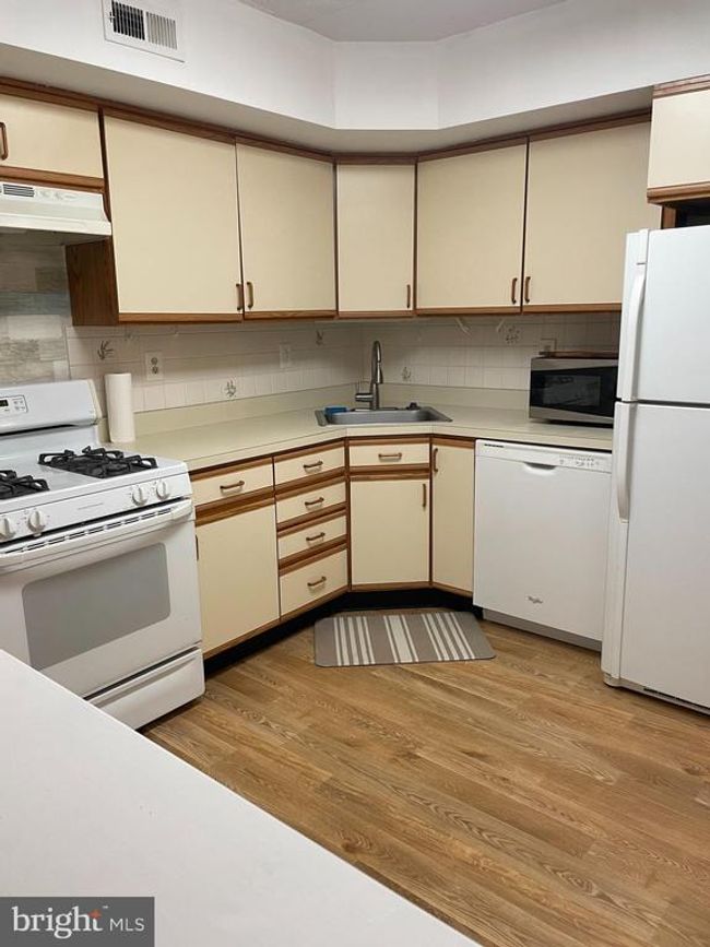 312 Fountain Farm Ln, Condo with 2 bedrooms, 2 bathrooms and null parking in NEWTOWN PA | Image 5
