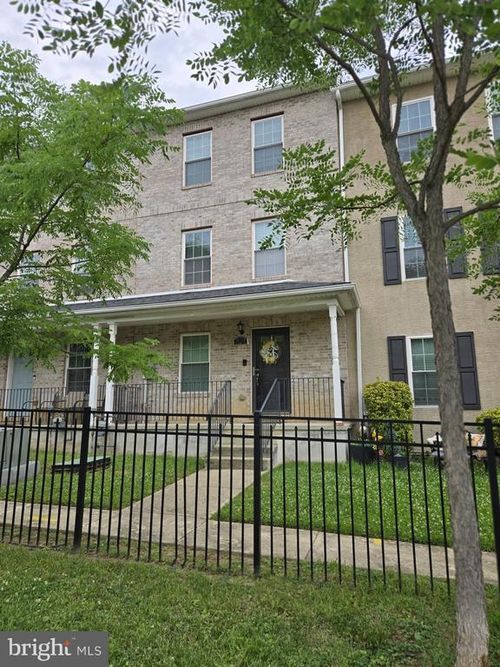 321 5th Ave, WILMINGTON, DE, 19805-4707 | Card Image