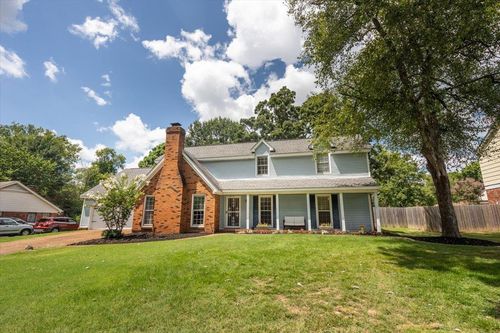 8018 Cross Village Dr, Germantown, TN, 38138-7155 | Card Image